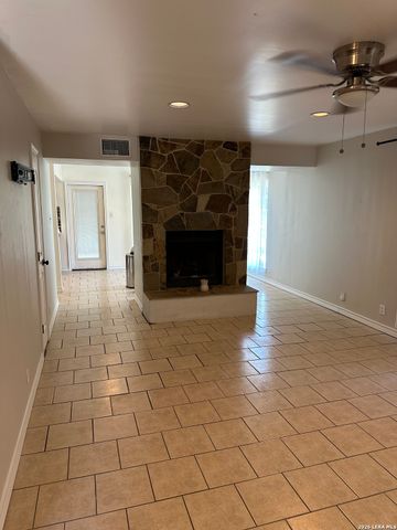11355 Crescent Peak, San Antonio, TX 78245