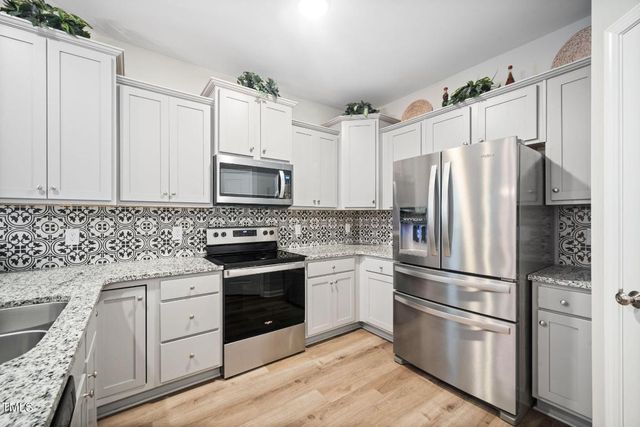 20 Ava Lane, Clayton, NC 27520