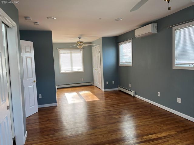 50 Florence Avenue, Freeport, NY 11520