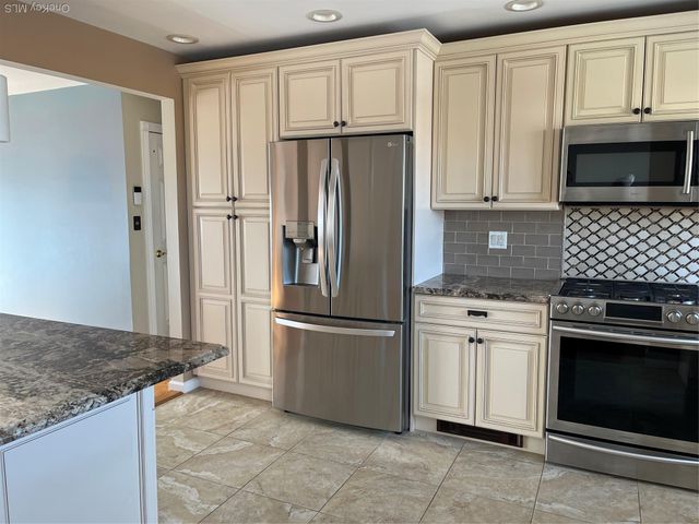 50 Florence Avenue, Freeport, NY 11520