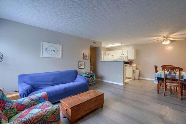 5484 Cedar Springs Drive, Columbus, OH 43228
