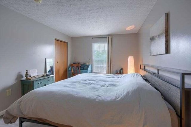 5484 Cedar Springs Drive, Columbus, OH 43228