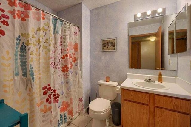 5484 Cedar Springs Drive, Columbus, OH 43228
