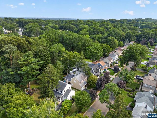 410 Chestnut Street, Paramus, NJ 07652