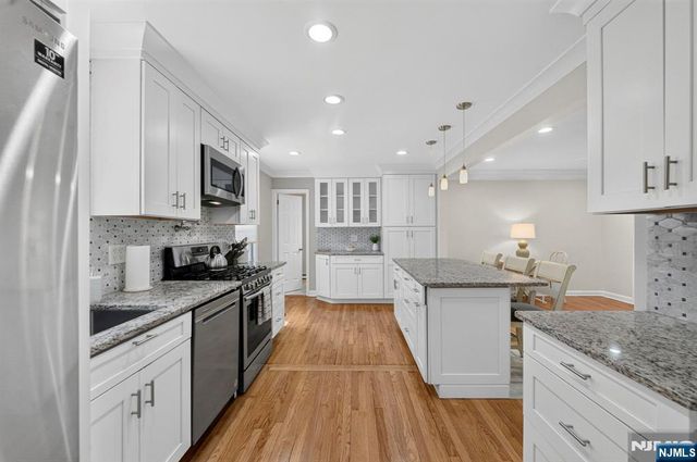 410 Chestnut Street, Paramus, NJ 07652