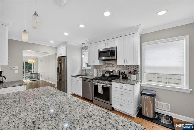 410 Chestnut Street, Paramus, NJ 07652
