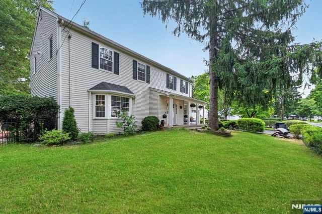 410 Chestnut Street, Paramus, NJ 07652