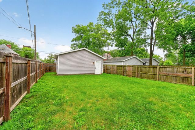 686 S Champion Avenue, Columbus, OH 43205