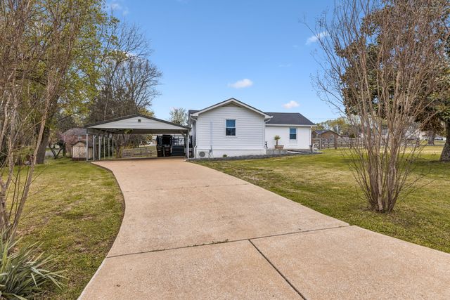 206 Lookout Dr, Columbia, TN 38401