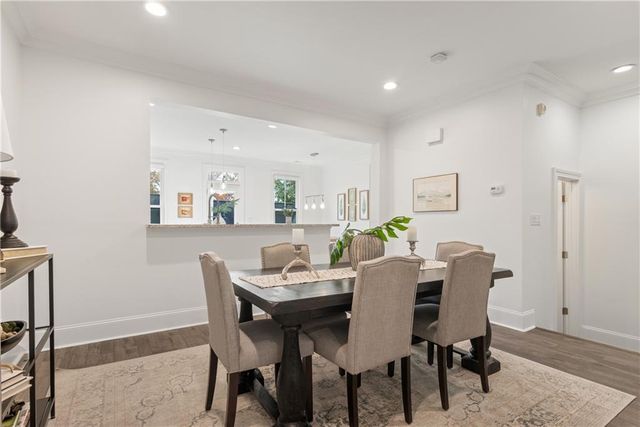 410 Canton Walk, Roswell, GA 30075