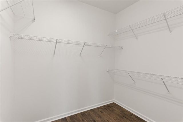 410 Canton Walk, Roswell, GA 30075