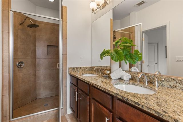 410 Canton Walk, Roswell, GA 30075