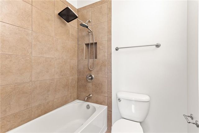 410 Canton Walk, Roswell, GA 30075