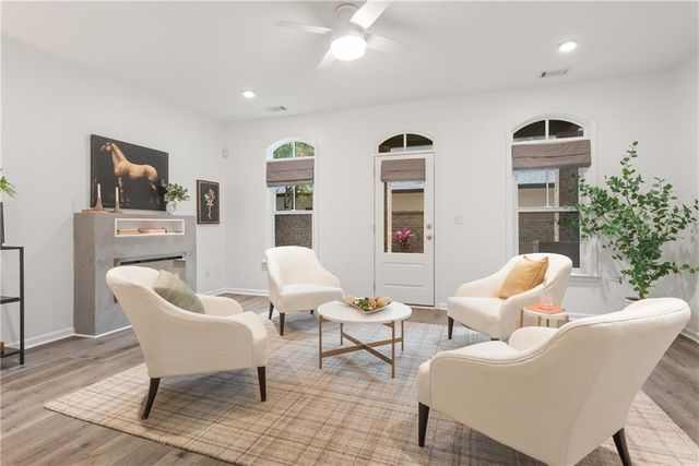 410 Canton Walk, Roswell, GA 30075