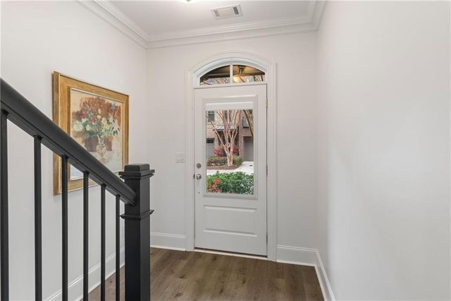 410 Canton Walk, Roswell, GA 30075