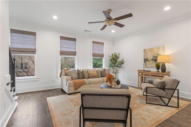 410 Canton Walk, Roswell, GA 30075