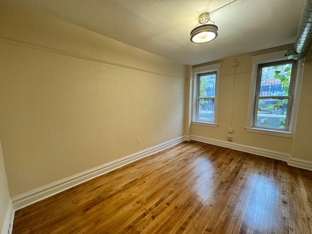 1527 W HADDON Avenue 1, Chicago, IL 60642