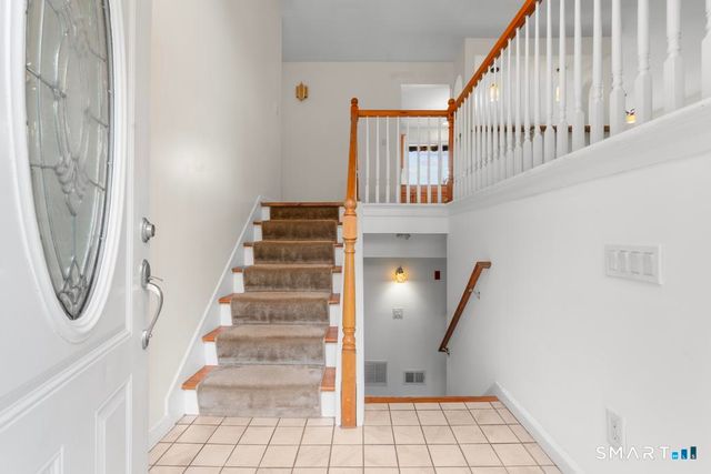 2007 Hartford Turnpike, North Haven, CT 06473