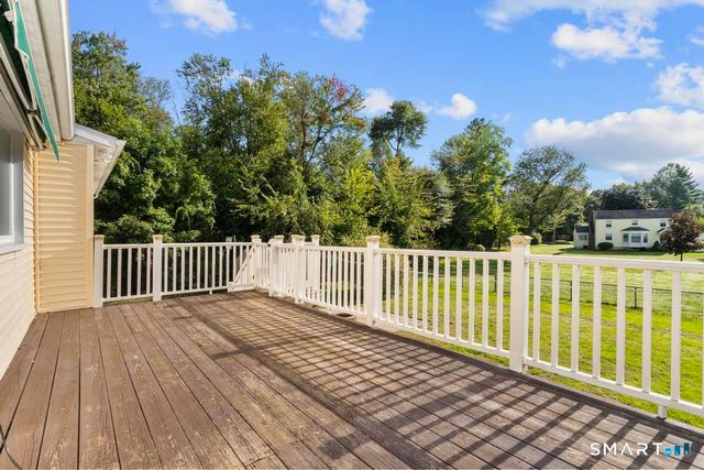2007 Hartford Turnpike, North Haven, CT 06473