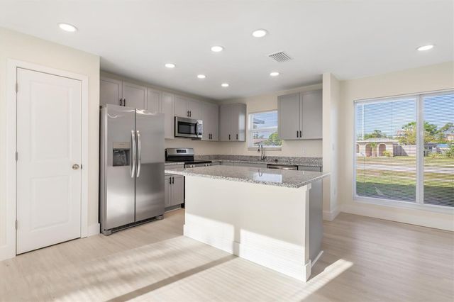 6230 FREEMONT STREET, North Port, FL 34287