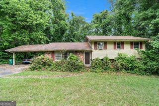 2214 River Road, Ellenwood, GA 30294