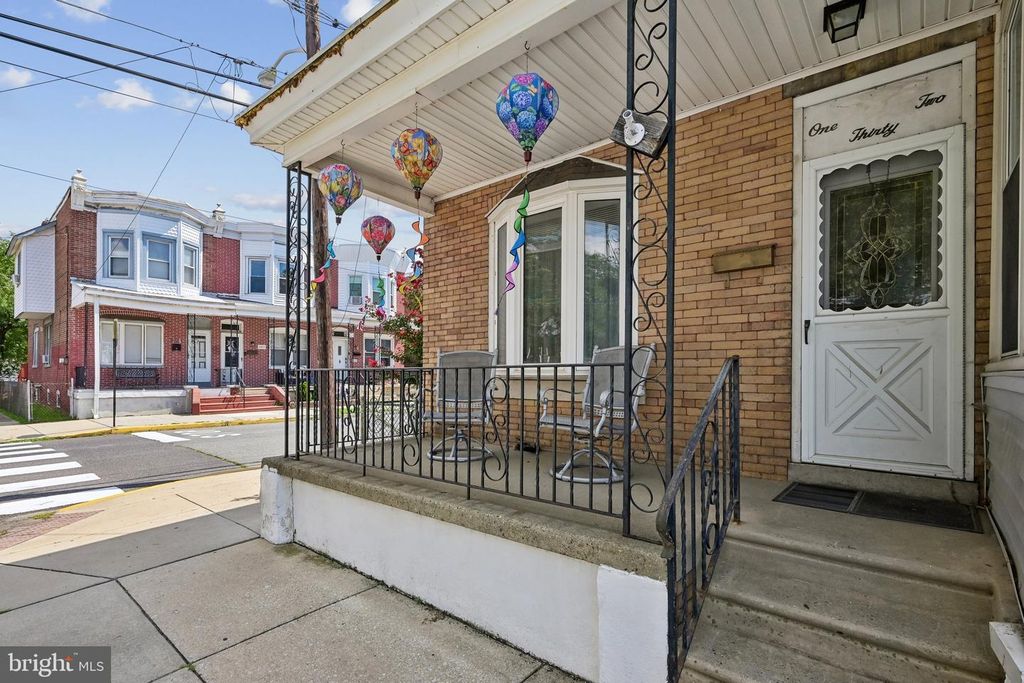 132 JOY ST, GLOUCESTER CITY, NJ 08030 — photo 3