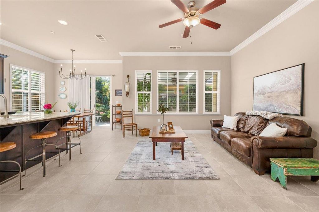 Image 1 of property listing at 5649 N Romeo Lane, Fresno, CA 93711