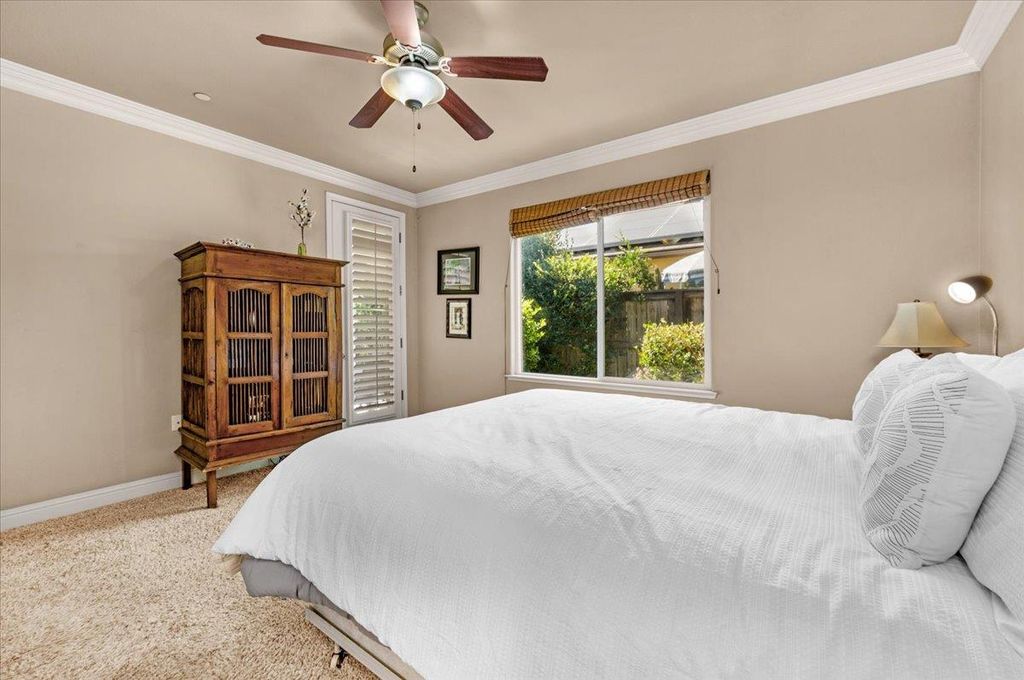 Image 18 of property listing at 5649 N Romeo Lane, Fresno, CA 93711