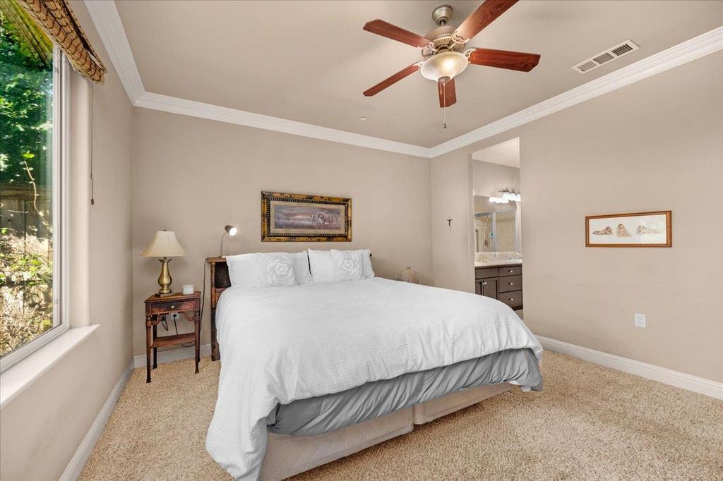 Image 20 of property listing at 5649 N Romeo Lane, Fresno, CA 93711