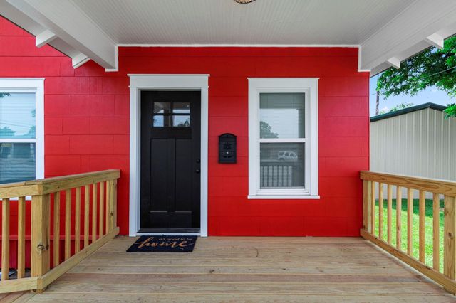 1138 Fannin Street, Columbus, TX 78934