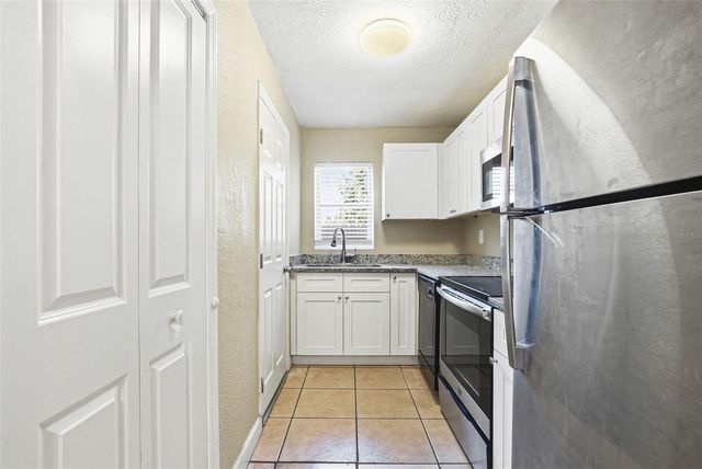 1729 FLORES COURT, Orlando, FL 32811