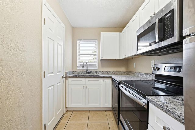 1729 FLORES COURT, Orlando, FL 32811