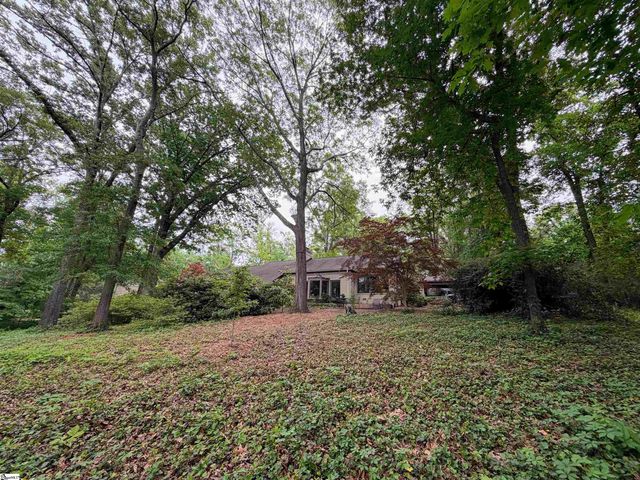 418 Woodland Way, Greenville, SC 29607