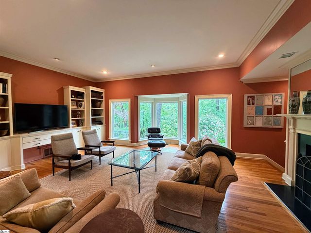 418 Woodland Way, Greenville, SC 29607