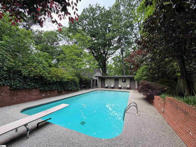 418 Woodland Way, Greenville, SC 29607