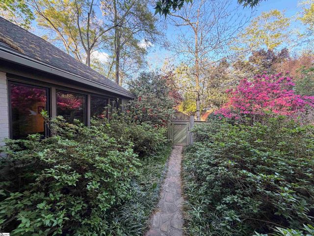 418 Woodland Way, Greenville, SC 29607