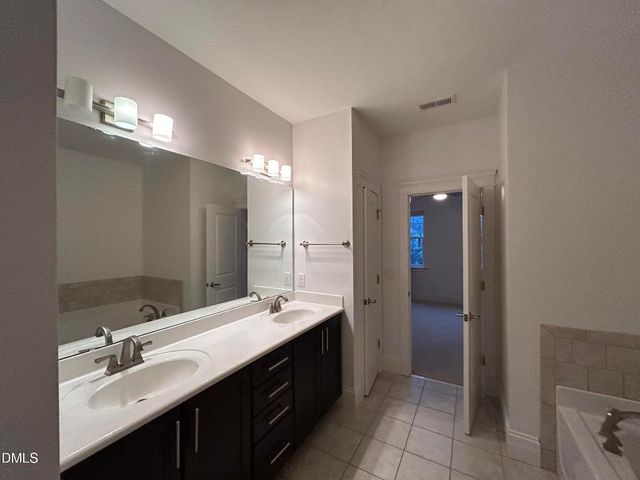 1045 Philpott Drive, Chapel Hill, NC 27517