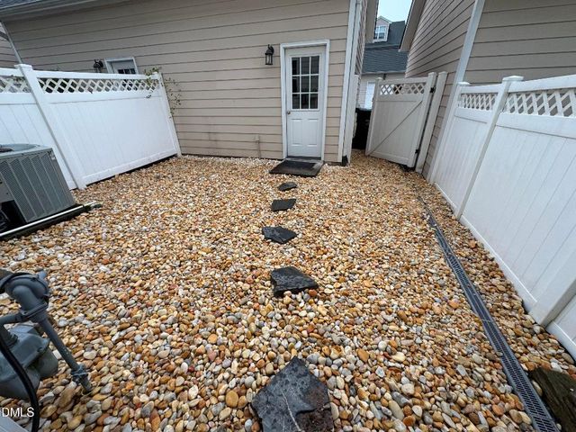 1045 Philpott Drive, Chapel Hill, NC 27517