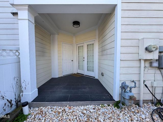 1045 Philpott Drive, Chapel Hill, NC 27517