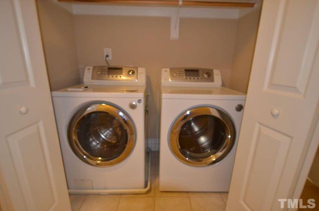 1045 Philpott Drive, Chapel Hill, NC 27517