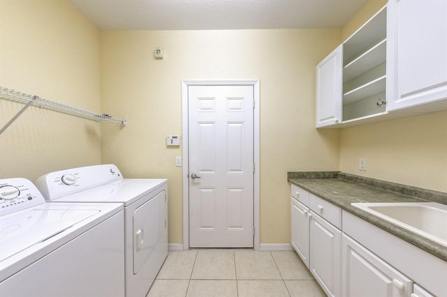 1868 S Dovetail Drive C2, Fort Pierce, FL 34982