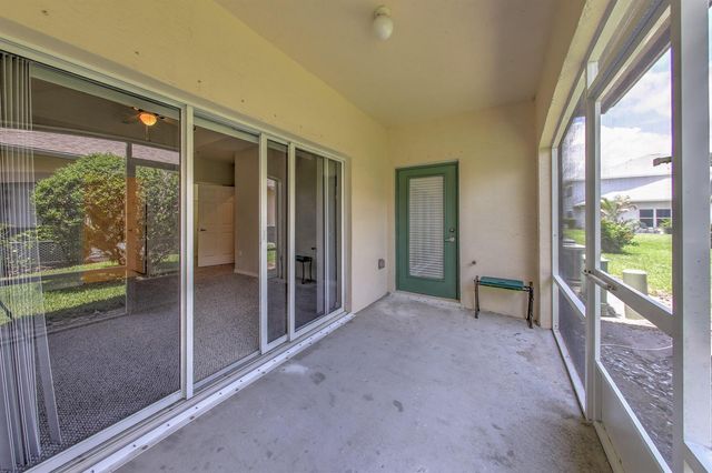 1868 S Dovetail Drive C2, Fort Pierce, FL 34982