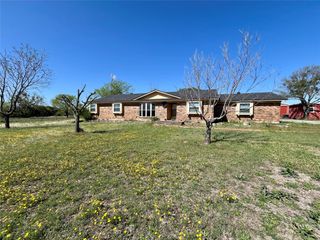 377 County Road 3244, Hico, TX 76457