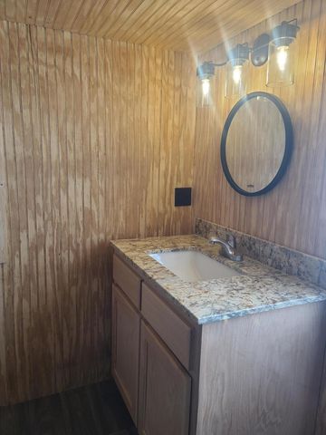 799 Coal Hollow Road, Manchester, KY 40962