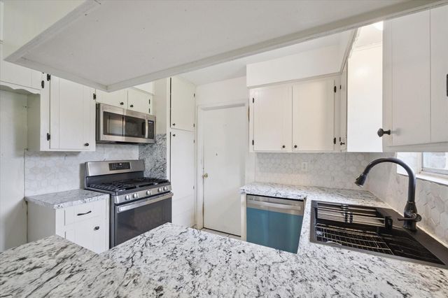 1417 Deer Avenue, Deer Park, TX 77536