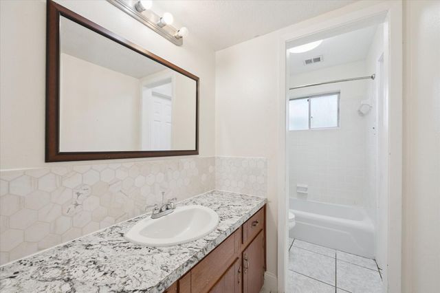 1417 Deer Avenue, Deer Park, TX 77536