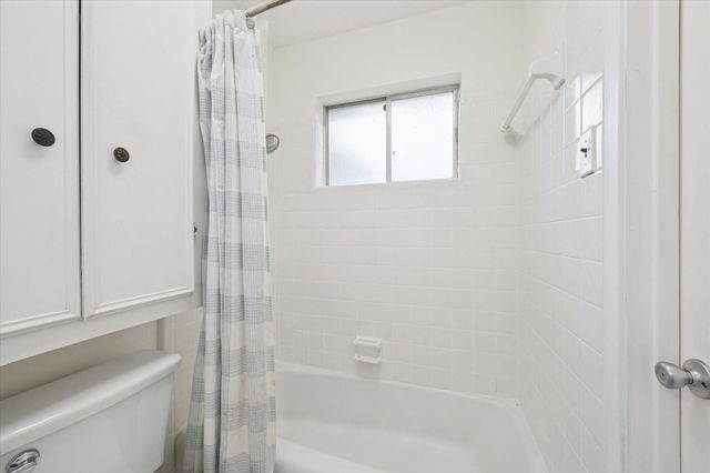 1417 Deer Avenue, Deer Park, TX 77536