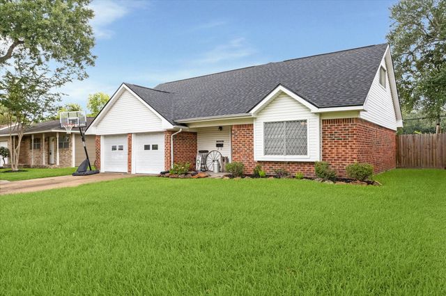 1417 Deer Avenue, Deer Park, TX 77536