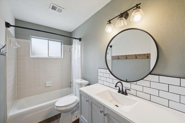 1417 Deer Avenue, Deer Park, TX 77536