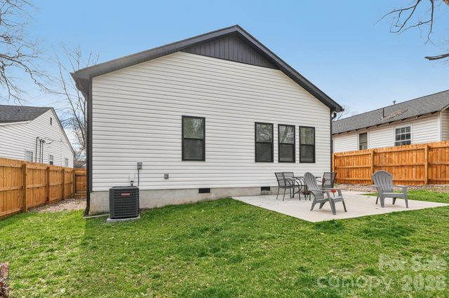 111 Crowell Drive SW, Concord, NC 28025